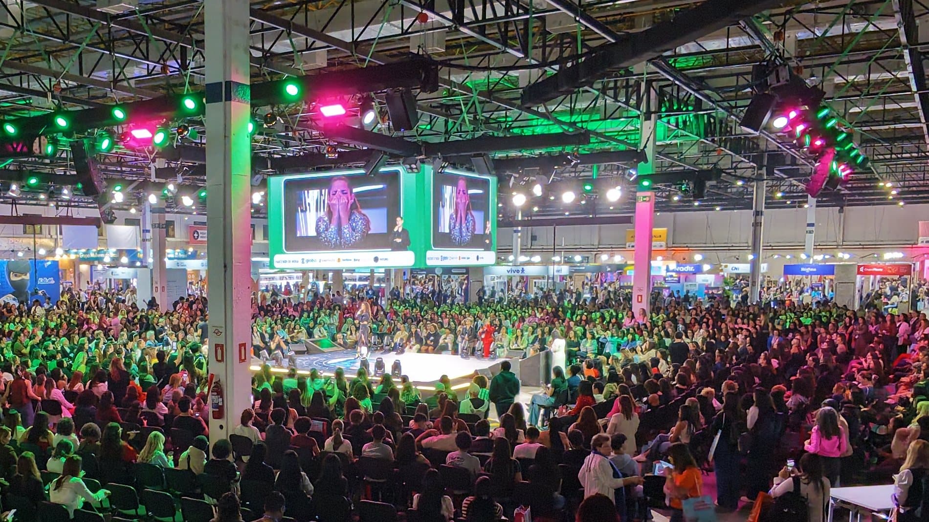 Evento corporativo imersivo, o que Kotler chama de metamarketing
