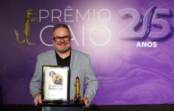 Arnold Correia, fundador e CEO da ATMO, em noite de premiação